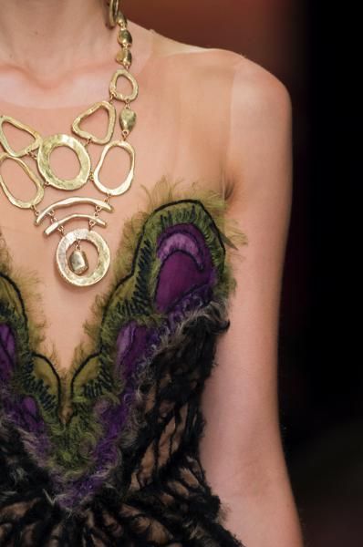 Purple, Lavender, Body jewelry, Violet, Art, Tattoo, Jewellery, Necklace, Back, Pendant, 