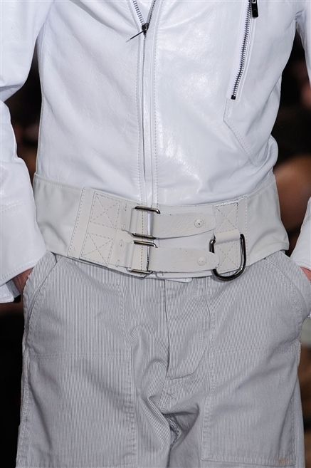 Sleeve, Collar, Textile, White, Fashion, Beige, Button, Belt, Dobok, Pocket, 