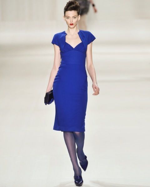 Blue, Sleeve, Dress, Shoulder, Human leg, Joint, Standing, One-piece garment, Style, Formal wear, 