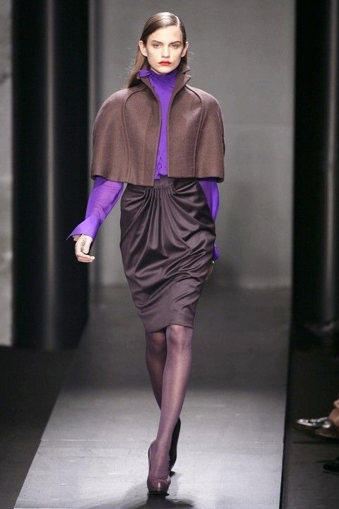 Clothing, Fashion show, Sleeve, Human leg, Shoulder, Joint, Outerwear, Runway, Fashion model, Style, 