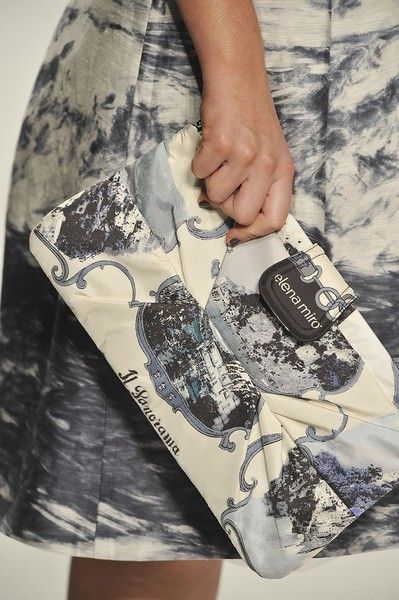 Pattern, Style, Fashion, Camouflage, Nail, Visual arts, Military camouflage, Design, Motif, Bermuda shorts, 