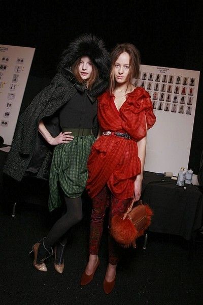 High heels, Costume, Tights, Long hair, Stocking, Vintage clothing, Boot, Costume design, One-piece garment, Red hair, 