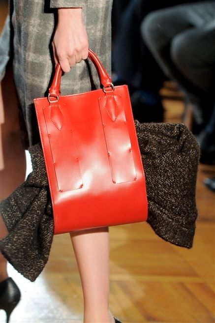 Red, Joint, Bag, Style, Carmine, Shoulder bag, Leather, Fashion, Wood flooring, Tan, 