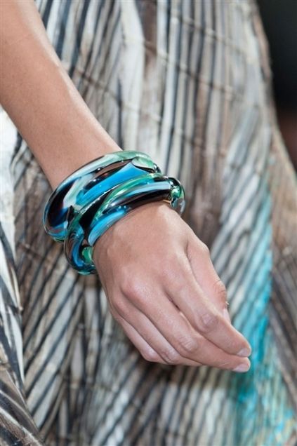 Finger, Sleeve, Wrist, Hand, Teal, Bracelet, Fashion accessory, Turquoise, Ring, Jewellery, 