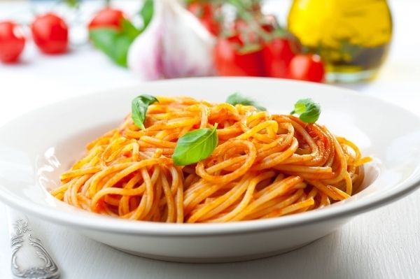 Cuisine, Food, Pasta, Noodle, Spaghetti, Chinese noodles, Serveware, Produce, Dishware, Tableware, 
