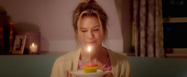 Lighting, Hairstyle, Birthday candle, Sweetness, Photograph, Cake, Dessert, Jaw, Baked goods, Candle, 