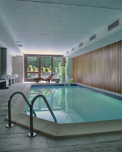 Green, Swimming pool, Property, Ceiling, Floor, Flooring, Room, Real estate, Interior design, Tile, 