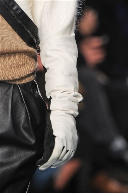 Glove, Safety glove, Street fashion, Nail, Pocket, Leather, Cuff, Gesture, Belt, 