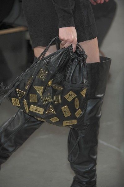 Denim, Bag, Style, Street fashion, Fashion, Shoulder bag, Pocket, Leather, Tote bag, Pattern, 
