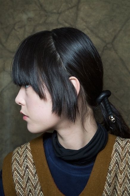 Hairstyle, Chin, Audio equipment, Style, Black hair, Bangs, Neck, Cool, Street fashion, Audio accessory, 