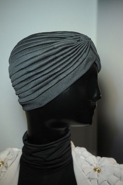 Textile, Style, Headgear, Photography, Wool, Woolen, Turban, Bonnet, Costume accessory, Wrap, 