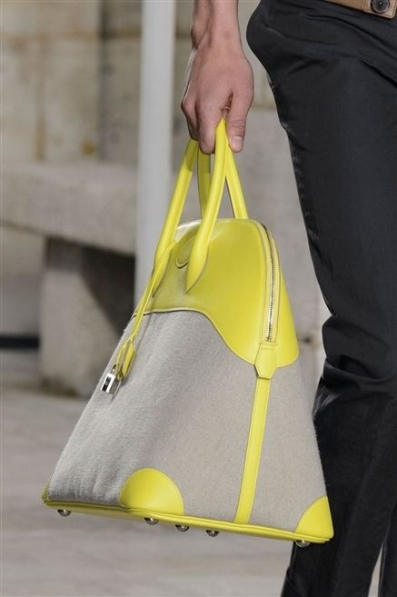 Yellow, Joint, Bag, Style, Fashion, Luggage and bags, Shoulder bag, Street fashion, Material property, Cleanliness, 