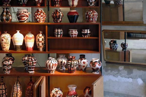 Porcelain, Shelving, Ceramic, Shelf, Collection, Artifact, Souvenir, Serveware, earthenware, Pottery, 