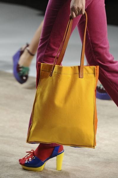 Blue, Yellow, Bag, Textile, Purple, Style, Fashion accessory, Luggage and bags, Magenta, Street fashion, 