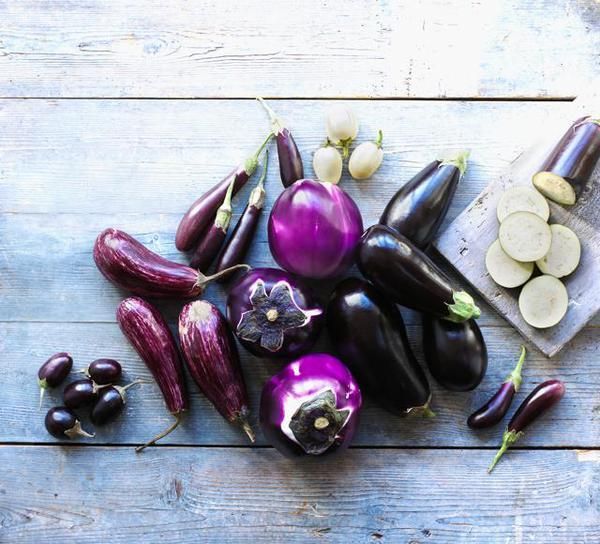 Purple, Violet, Lavender, Natural material, Eggplant, Still life photography, Produce, Body jewelry, Vegetable, Natural foods, 
