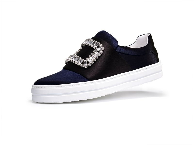 Footwear, Product, Shoe, White, Sneakers, Logo, Black, Tan, Grey, Walking shoe, 