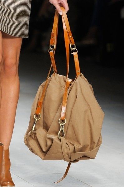 Brown, Product, Textile, Bag, Fashion accessory, Orange, Style, Amber, Tan, Shoulder bag, 