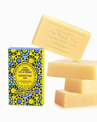 Yellow, Ingredient, Rectangle, Confectionery, Pattern, Bar soap, Soap, Cosmetics, Staple food, 