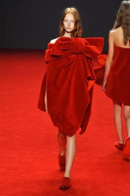 Dress, Shoulder, Human leg, Red, Shoe, One-piece garment, Flooring, High heels, Formal wear, Cocktail dress, 