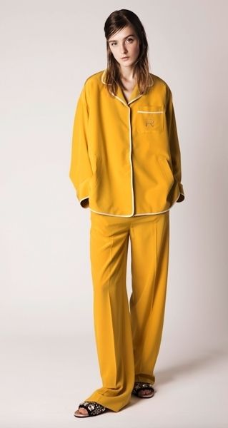 Yellow, Sleeve, Shoulder, Standing, Textile, Joint, Collar, Fashion, Costume, Workwear, 