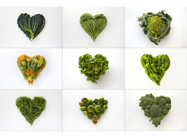 Green, Leaf, Leaf vegetable, Heart, Natural foods, Cruciferous vegetables, Vegetable, Whole food, Symmetry, Superfood, 