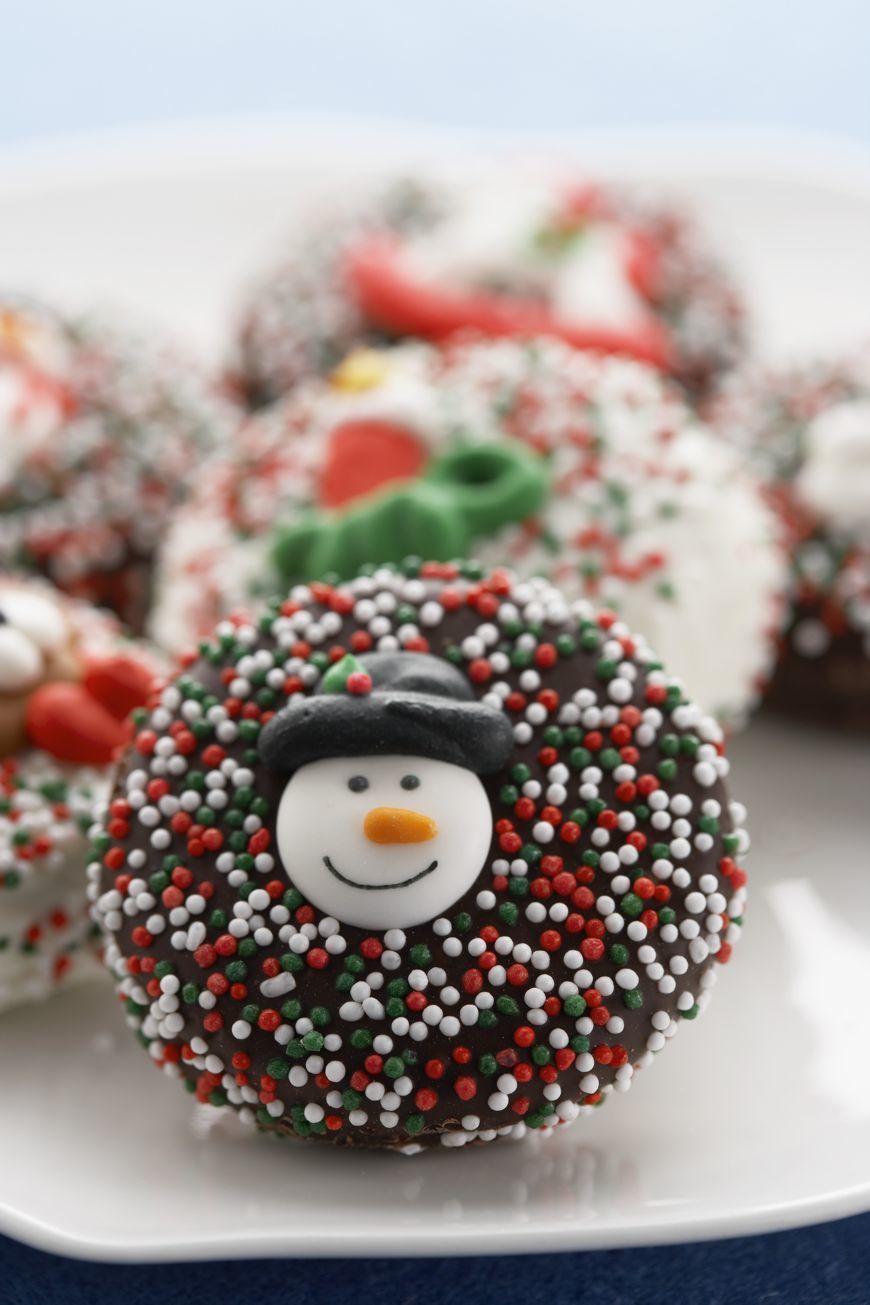 Food, Ingredient, Dessert, Confectionery, Cuisine, Sweetness, Christmas, Recipe, Candy, Sprinkles, 