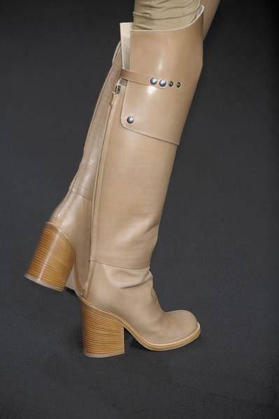 Footwear, Brown, Boot, Riding boot, Tan, Leather, Fashion, Beige, Liver, Knee-high boot, 