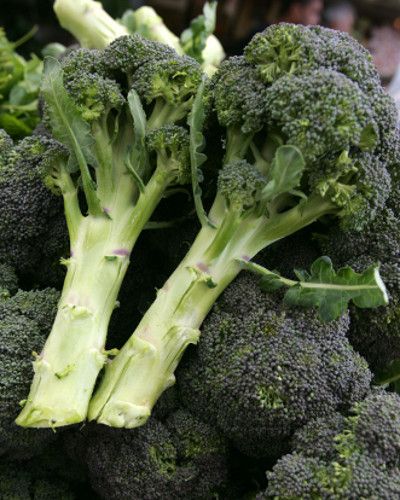 Vegetable, Leaf vegetable, Whole food, Produce, Cruciferous vegetables, Ingredient, Vegan nutrition, Natural foods, Broccoli, Local food, 
