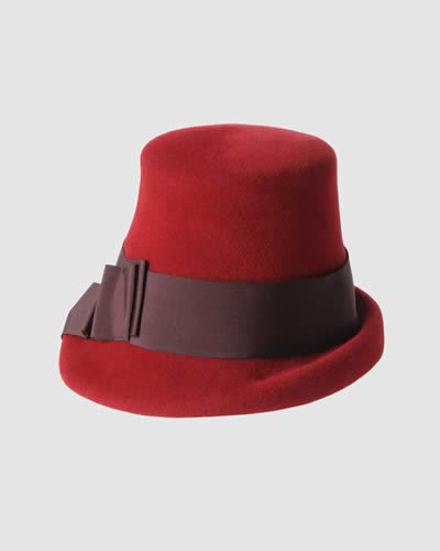Red, Hat, Headgear, Costume accessory, Costume hat, Carmine, Maroon, Costume, Cylinder, Coquelicot, 