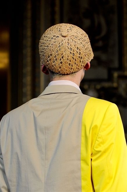 Yellow, Dress shirt, Collar, Sleeve, Textile, Headgear, Back, Temple, Beige, Headpiece, 