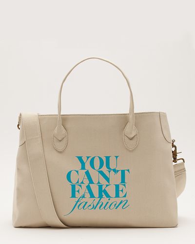 Product, Bag, White, Fashion accessory, Style, Luggage and bags, Font, Shoulder bag, Beauty, Fashion, 