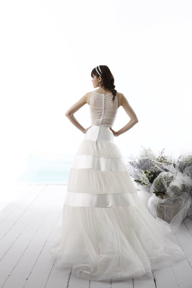 Clothing, Dress, Bridal clothing, Sleeve, Shoulder, Textile, Photograph, Joint, Standing, White, 