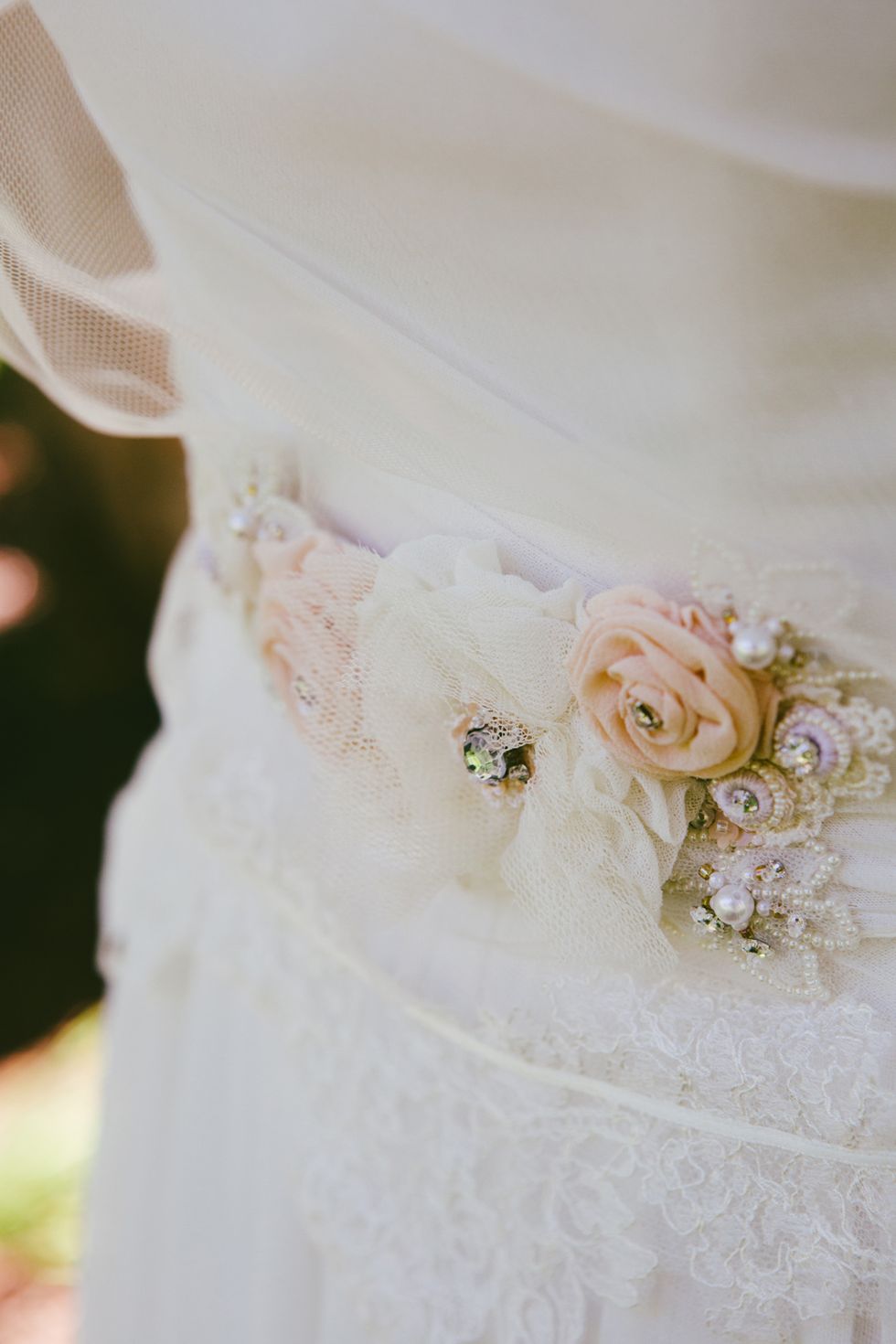 Bridal accessory, Petal, Textile, Photograph, White, Wedding dress, Pink, Dress, Bridal clothing, Bride, 
