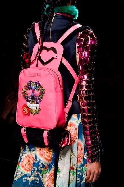 Bag, Magenta, Fashion, Shoulder bag, Visual arts, Strap, Pattern, 