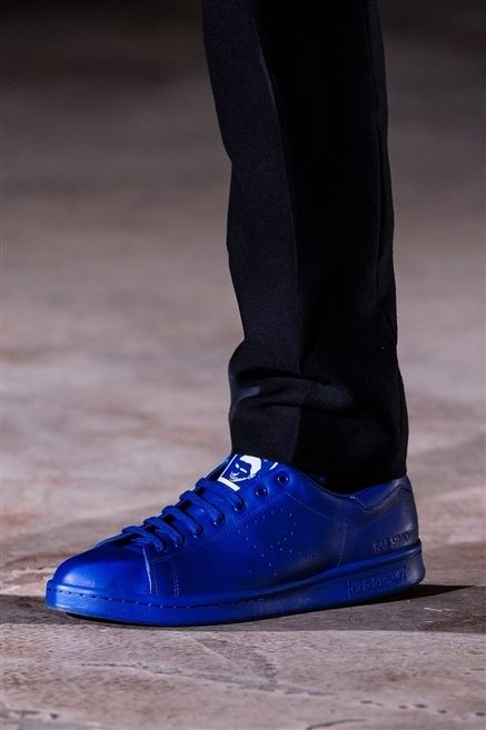 Blue, Shoe, Textile, Floor, Standing, Electric blue, Majorelle blue, Cobalt blue, Street fashion, Carmine, 