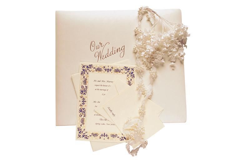 Beige, Paper product, Paper, Silver, Natural material, Embellishment, Lace, 