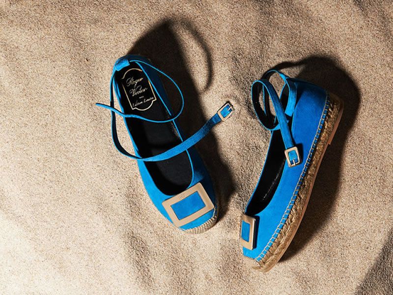 Blue, Electric blue, Azure, Aqua, Walking shoe, Sand, Synthetic rubber, 