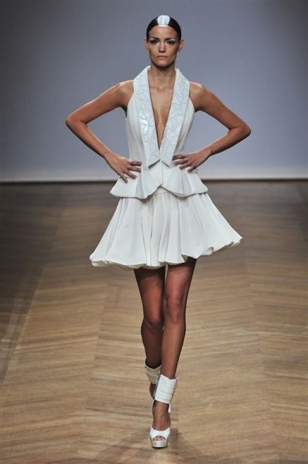 Clothing, Shoulder, Human leg, Fashion show, Joint, Dress, White, One-piece garment, Style, Floor, 