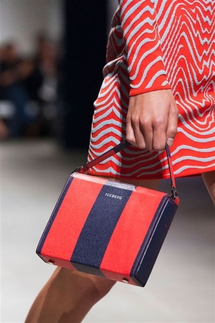Red, Pattern, Bag, Street fashion, Carmine, Fashion, Electric blue, Shoulder bag, Luggage and bags, Maroon, 