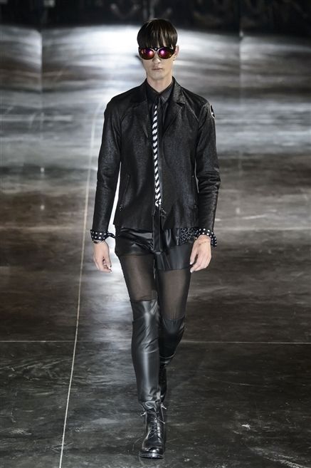 Clothing, Jacket, Outerwear, Collar, Style, Boot, Fashion model, Leather, Black hair, Knee, 