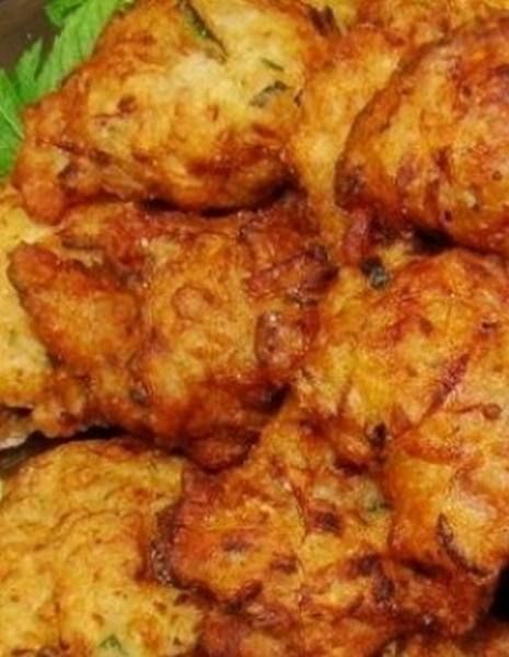 Food, Fried food, Dish, Recipe, Fast food, Chicken meat, Cuisine, Finger food, Cooking, Fritter, 