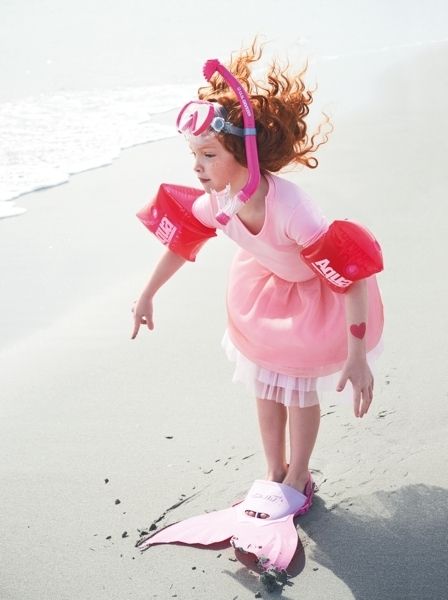Pink, Child, Baby & toddler clothing, Magenta, Dress, Hair accessory, Toddler, Costume accessory, People on beach, Child model, 