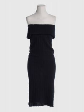 Product, Standing, Style, Formal wear, Black, One-piece garment, Black-and-white, Waist, Mannequin, Day dress, 
