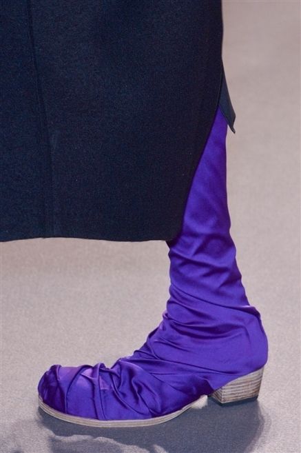 Purple, Textile, Violet, Costume accessory, Lavender, Electric blue, Boot, Velvet, 