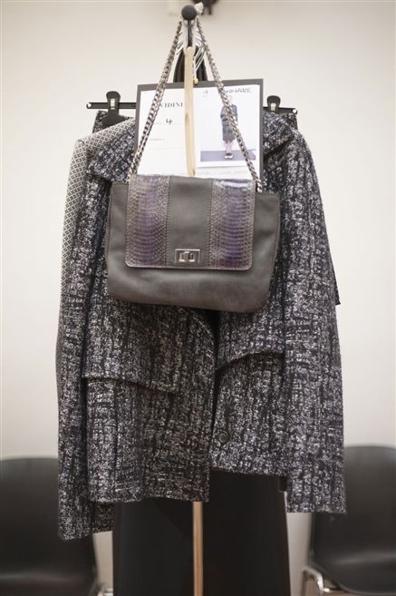 Product, Textile, Style, Fashion, Grey, Clothes hanger, Bag, Lavender, Shoulder bag, Design, 