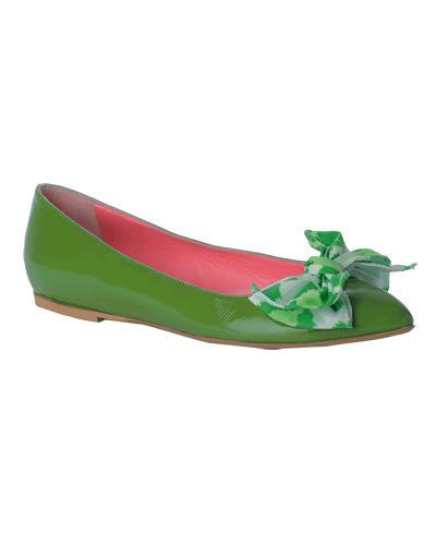 Green, Carmine, Fictional character, Costume accessory, Dress shoe, Ballet flat, 