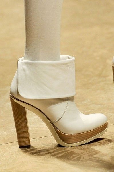 Footwear, High heels, White, Fashion, Tan, Grey, Beige, Ivory, Material property, Natural material, 