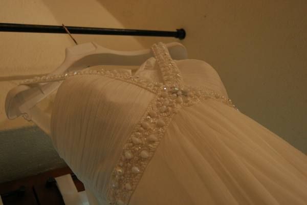 Bridal accessory, Lace, Wedding dress, Embellishment, Beige, Ivory, Gown, Undergarment, Fashion design, See-through clothing, 