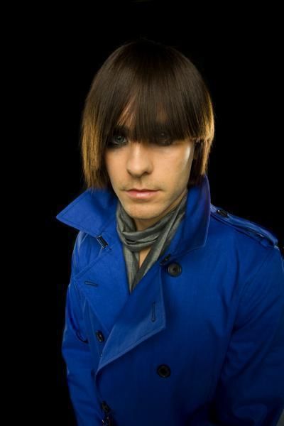 Jacket, Sleeve, Collar, Bangs, Electric blue, Flash photography, Button, Portrait photography, Wings, Step cutting, 