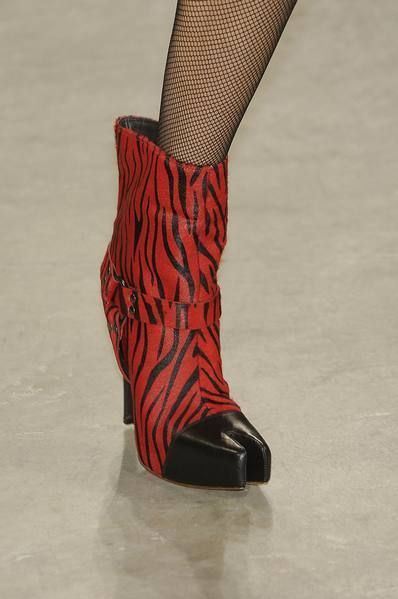 Human leg, Carmine, Maroon, Costume accessory, Fashion design, Boot, Knee-high boot, 